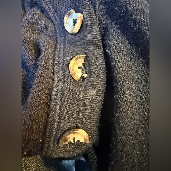 Alo Yoga Alolux Soho Cropped Henley – Black – Size Small - Picture 7 of 7